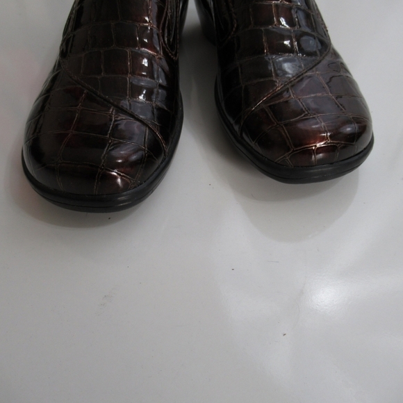 Clarks Bendables Patent Croc Embossed Loafers Shoes 38634 - Picture 4 of 14